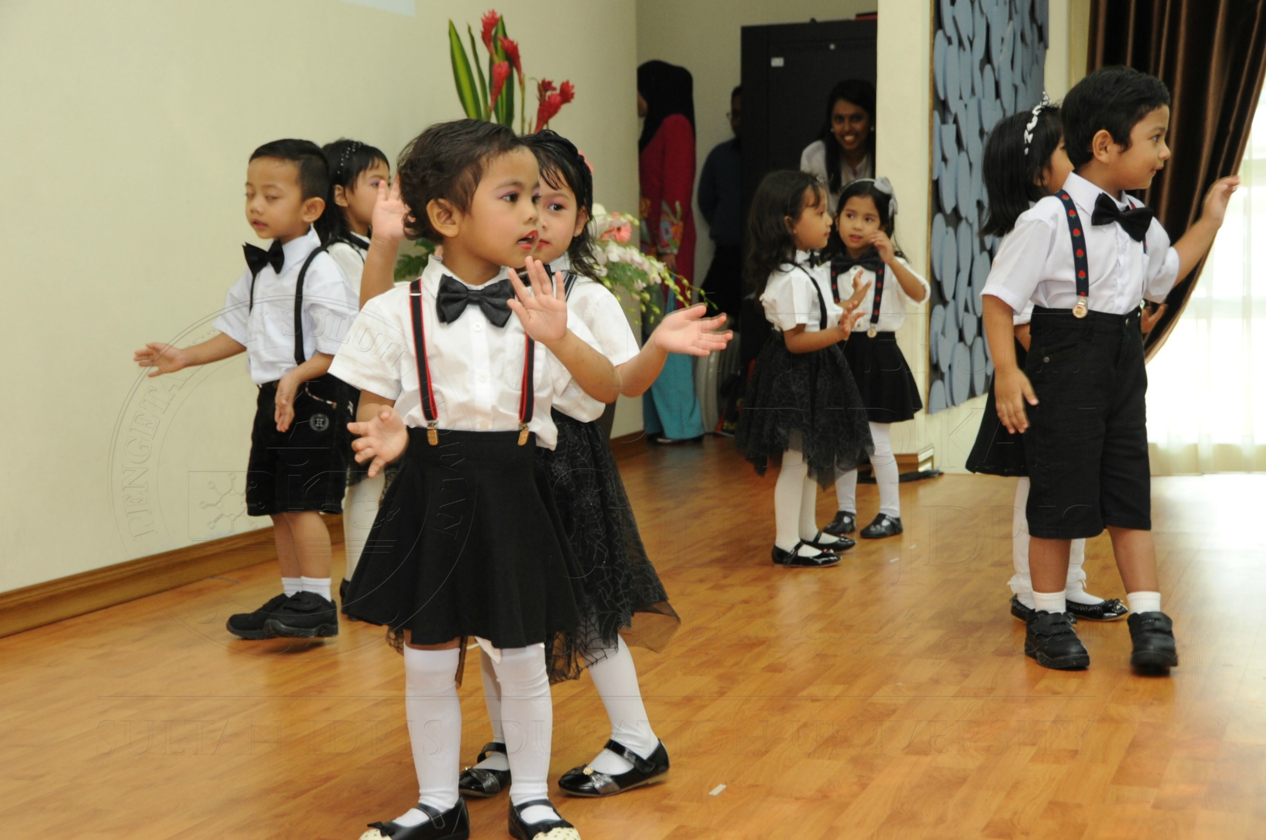 PRO16 32 NCDC HAS 3454